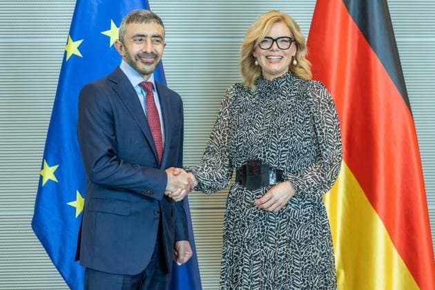 Bundestagspräsidentin Julia Klöckner empfängt den Außenminister der VAE Scheich Abdullah bin Zayed Al Nahyan am 20.05.2026 im Reichstagsgebäudes in Berlin Scheich Abdullah bin Zayed Al Nahyan ( Außenminister Vereinigte Arabische Emirate VAE ), links - Julia Klöckner ( Bundestagspräsidentin ), rechts *** President of the Bundestag Julia Klöckner receives the Foreign Minister of the UAE Sheikh Abdullah bin Zayed Al Nahyan on 20 05 2026 in the Reichstag building in Berlin Sheikh Abdullah bin Zayed Al Nahyan Foreign Minister United Arab Emirates UAE , left Julia Klöckner President of the Bundestag , right xJRx