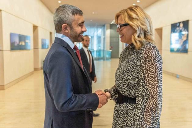 Bundestagspräsidentin Julia Klöckner empfängt den Außenminister der VAE Scheich Abdullah bin Zayed Al Nahyan am 20.05.2026 im Reichstagsgebäudes in Berlin Scheich Abdullah bin Zayed Al Nahyan ( Außenminister Vereinigte Arabische Emirate VAE ), links - Julia Klöckner ( Bundestagspräsidentin ), rechts *** President of the Bundestag Julia Klöckner receives the Foreign Minister of the UAE Sheikh Abdullah bin Zayed Al Nahyan on 20 05 2026 in the Reichstag building in Berlin Sheikh Abdullah bin Zayed Al Nahyan Foreign Minister United Arab Emirates UAE , left Julia Klöckner President of the Bundestag , right xJRx