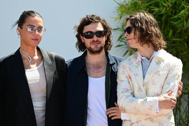 Adèle Exarchopoulos, Vincent Lacoste, et Alban Lenoir The team of the film Mariage au goût d orange Cannes Première arrives at the photocall during the 79th Cannes International Film Festival May 12 23, 2026 , on May 20, 2026 Romain Doucelin Bestimage The team of the film Mariage au goût d orange Cannes Première arrives at the photocall during the 79th Cannes International Film Festival May 12 23, 2026 , on May 20, 2026 Cannes France  Copyright: xRomainxDoucelinx xBestimagexRomainxDoucelinx xBestimagex