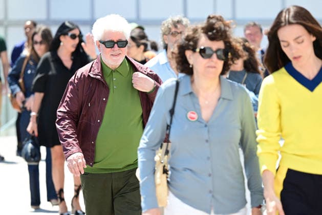 Pedro Almodóvar The team of the film Amarga Navidad arrives at the photocall during the 79th Cannes International Film Festival May 12 23, 2026 , on May 20, 2026 Romain Doucelin Bestimage The team of the film Amarga Navidad arrives at the photocall during the 79th Cannes International Film Festival May 12 23, 2026 , on May 20, 2026 Cannes France  Copyright: xRomainxDoucelinx xBestimagexRomainxDoucelinx xBestimagex