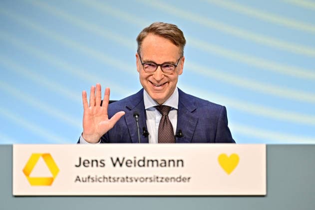 Hauptversammlung Commerzbank AG. Prof. Dr. Jens Weidmann ( Aufsichtsratsvoritzender Commerzbank AG ) anläßlich der Hauptversammlung der Commerzbank AG am 15.02.2024 in Frankfurt Main. 20260520MWI123050 *** Annual General Meeting Commerzbank AG Prof Dr Jens Weidmann Chairman of the Supervisory Board Commerzbank AG on the occasion of the Annual General Meeting of Commerzbank AG on 15 02 2024 in Frankfurt Main 20260520MWI123050