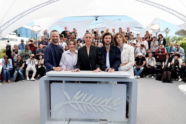 Alban Lenoir, Malou Khebizi, Adèle Exarchopoulos, Vincent Lacoste and Paul Kircher at the Mariage Au Goût D Orange Orange Flavoured Wedding photocall at the 79th annual Cannes Film Festival at Palais des Festivals on May 20, 2026 in Cannes, France Jacovides Moreau Bestimage Mariage Au Goût D Orange Orange Flavoured Wedding photocall at the 79th annual Cannes Film Festival at Palais des Festivals on May 20, 2026 in Cannes, France Cannes France  Copyright: xJACOVIDES-MOREAUx xBESTIMAGExJACOVIDES-MOREAUx xBESTIMAGEx