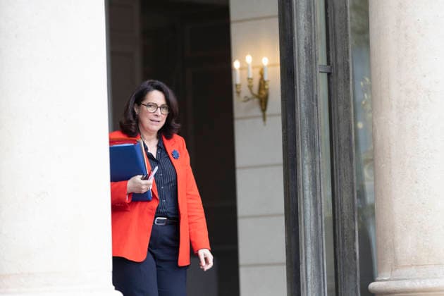 Weekly Cabinet Meeting - Paris French Minister for Sports, Youth and Associative Life Marina Ferrari leaves the Cabinet meeting at the Élysée Palace in Paris on 20 May 2026.Photo by Jeremy Paoloni ABACAPRESS.COM Paris France  Copyright: xPaolonixJeremy ABACAx