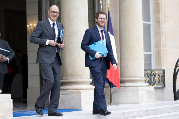 Weekly Cabinet Meeting - Paris French Minister of the Economy, Finance and Industrial, Energy and Digital Sovereignty Roland Lescure and French Minister of Action and Public Accounts David Amiel leaves the Cabinet meeting at the Élysée Palace in Paris on 20 May 2026.Photo by Jeremy Paoloni ABACAPRESS.COM Paris France  Copyright: xPaolonixJeremy ABACAx