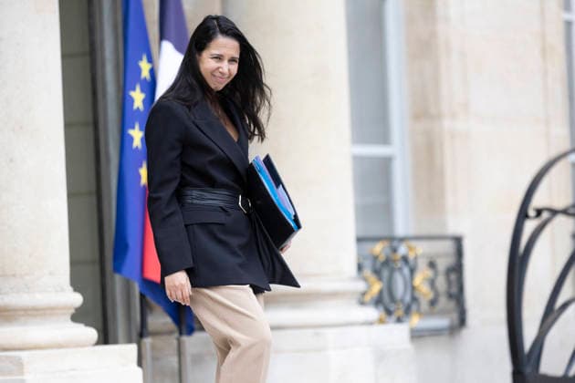 Weekly Cabinet Meeting - Paris French Minister of Overseas Naima Moutchou leaves the Cabinet meeting at the Élysée Palace in Paris on 20 May 2026.Photo by Jeremy Paoloni ABACAPRESS.COM Paris France  Copyright: xPaolonixJeremy ABACAx