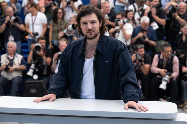 Cannes Mariage au Gout D Orange Photocall LZ Vincent Lacoste attending the photocall of Le Mariage au Gout D Orange during the 79th Cannes International Film Festival in Cannes, France on May 20, 2026, the film selected in the Official Competition. Photo by Laurent Zabulon ABACAPRESS.COM Cannes  Copyright: xZabulonxLaurentx