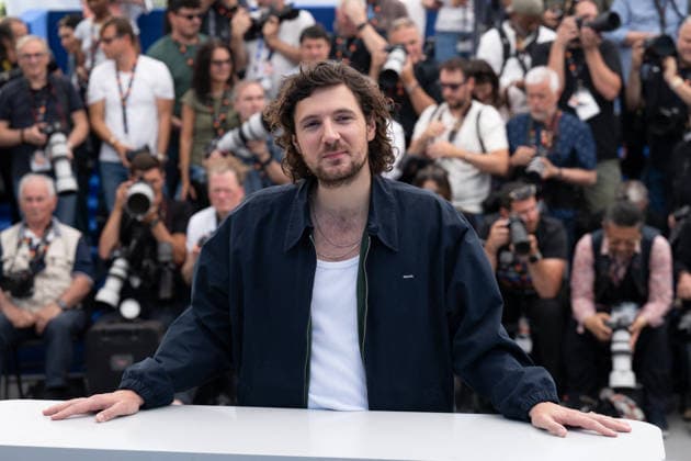 Cannes Mariage au Gout D Orange Photocall LZ Vincent Lacoste attending the photocall of Le Mariage au Gout D Orange during the 79th Cannes International Film Festival in Cannes, France on May 20, 2026, the film selected in the Official Competition. Photo by Laurent Zabulon ABACAPRESS.COM Cannes  Copyright: xZabulonxLaurentx