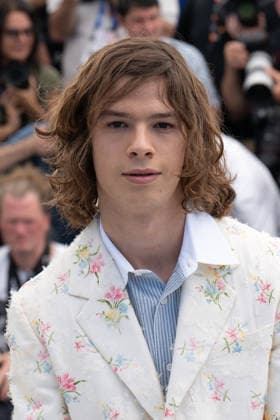 Cannes Mariage au Gout D Orange Photocall LZ Paul Kircher attending the photocall of Le Mariage au Gout D Orange during the 79th Cannes International Film Festival in Cannes, France on May 20, 2026, the film selected in the Official Competition. Photo by Laurent Zabulon ABACAPRESS.COM Cannes  Copyright: xZabulonxLaurentx
