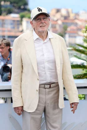 Bruce Dern beim Photocall zum Dokumentarfilm Dernsie: The Amazing Life of Bruce Dern auf dem Festival de Cannes 2026 79. Internationale Filmfestspiele von Cannes am Palais des Festivals. Cannes, 20.05.2026 *** Bruce Dern at the photocall for the documentary Dernsie The Amazing Life of Bruce Dern at the Festival de Cannes 2026 79 Cannes International Film Festival at the Palais des Festivals Cannes, 20 05 2026 Foto:xD.xBedrosianx xFuturexImagex dern_6503