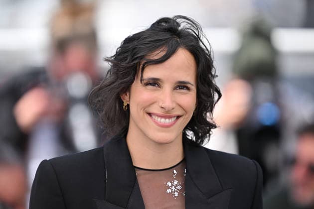 79th Cannes Film Festival: Le Triangle d or photocall CANNES, FRANCE - MAY 20: French director and screenwriter Helene Rosselet-Ruiz poses during a photocall for the film Le Triangle d or at the 79th edition of the Cannes Film Festival in Cannes, France on May 20, 2026. Mustafa Yalcin Anadolu Cannes France. Editorial use only. Please get in touch for any other usage.  Copyright: x2026xAnadoluxMustafaxYalcinx