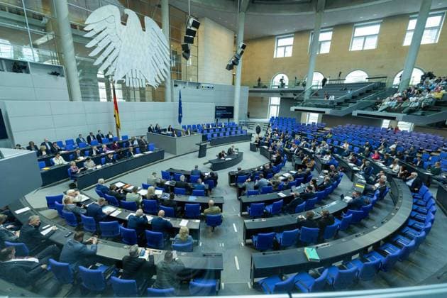 79. Sitzung des Deutschen Bundestages am 20.05.2026 im Plenarsaal des Reichstagsgebäudes in Berlin Plenarsaal des Reichstagsgebäudes während der Sitzung Innenansicht innen *** 79 Session of the German Bundestag on 20 05 2026 in the plenary chamber of the Reichstag building in Berlin Plenary chamber of the Reichstag building during the session Interior view inside xJRx