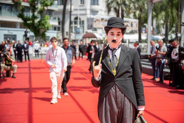 Cannes Notre Salut Red Carpert EB Charlie Chaplin lookalike Anthony Charlot Champeil on the red carpet before the Notre Salut screening during the 79th annual Cannes Film Festival at Palais des Festivals on May 20, 2026 in Cannes, France. Photo by Eliot Blondet ABACAPRESS.COM Cannes France France  Copyright: xBlondetxEliot ABACAx