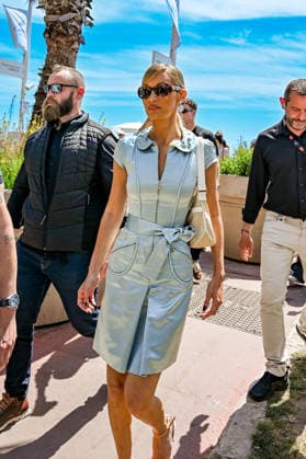 Bella Hadid spotted leaving the beach restaurant at the Hotel Martinez during the 79th Cannes International Film Festival, France, May 20, 2026 Gedeon Taieb Bestimage Bella Hadid spotted leaving the beach restaurant at the Hotel Martinez during the 79th Cannes International Film Festival, France, May 20, 2026 Cannes France  Copyright: xGedeonxTaiebx xBestimagexGedeonxTaiebx xBestimagex