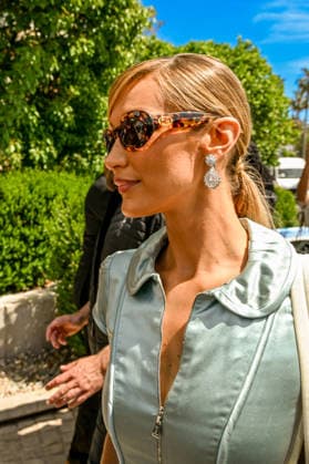 Bella Hadid spotted leaving the beach restaurant at the Hotel Martinez during the 79th Cannes International Film Festival, France, May 20, 2026 Gedeon Taieb Bestimage Bella Hadid spotted leaving the beach restaurant at the Hotel Martinez during the 79th Cannes International Film Festival, France, May 20, 2026 Cannes France  Copyright: xGedeonxTaiebx xBestimagexGedeonxTaiebx xBestimagex