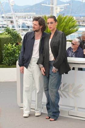Orange-Flavoured Wedding Photocall at 79th Festival de Cannes - Cannes, France CANNES, FRANCE. May 20, 2026: Vincent Lacoste & Adele Exarchopoulos at the photocall for Orange-Flavoured Wedding at the 79th Festival de Cannes. CAP GOL GOL Cannes Provence-Alpes-Côte d Azur France Copyright: xRickxGold CapitalxPicturesx