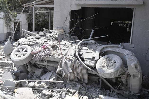 The Israeli army targeted a health center in southern Lebanon TYRE, LEBANON - MAY 20: A general view of the heavy destruction following an Israeli airstrike on a health center belonging to the Islamic Health Authority (Hayaa) in the Al-Mashouk area near the southern city of Tyre, Lebanon, on May 20, 2026. Hossam Basil Shabat Anadolu Tyre Lebanon. Editorial use only. Please get in touch for any other usage.  Copyright: x2026xAnadoluxHossamxBasilxShabatx