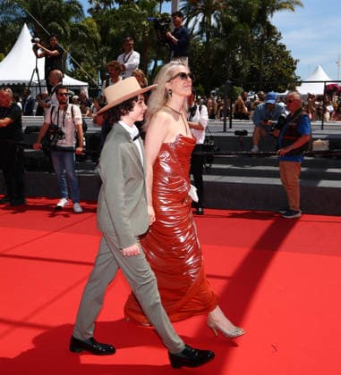 May 20, 2026, Cannes, Cote D azur, France: EVA HUSSON and her son on the red carpet for the screening of A MAN OF HIS TIME at the 79th Annual Cannes Film Festival at Palais des Festivals in Cannes, France Cannes France - ZUMAc179 20260520_zep_c179_007 Copyright: xMickaelxChavetx