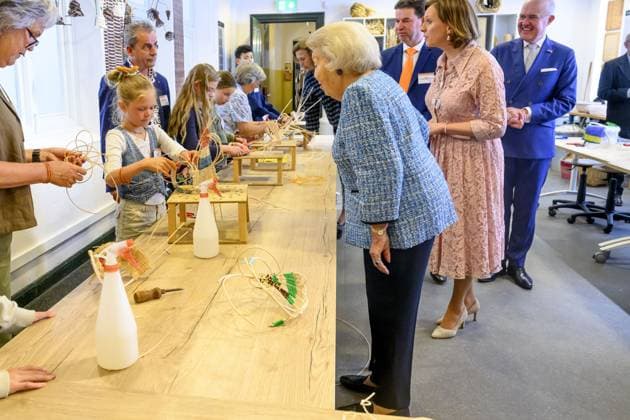Noordwolde, The Netherlands, 2026-05-20 13:29:51 NOORDWOLDE, 20-05-2026, Princess Beatrix of the Basketry Museum visits the National Basketry Museum in Noordwolde. The museum is celebrating its 25th anniversary with a special Top 25 exhibition featuring remarkable woven works and contemporary applications of basketry. PHOTO: NLBeeld Patrick van Emst Credit: NL Beeld Patrick van Emst  Copyright: xx x