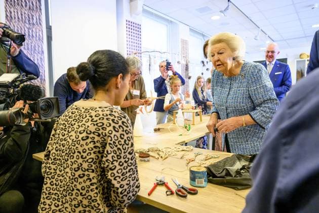 Noordwolde, The Netherlands, 2026-05-20 13:30:56 NOORDWOLDE, 20-05-2026, Princess Beatrix of the Basketry Museum visits the National Basketry Museum in Noordwolde. The museum is celebrating its 25th anniversary with a special Top 25 exhibition featuring remarkable woven works and contemporary applications of basketry. PHOTO: NLBeeld Patrick van Emst Credit: NL Beeld Patrick van Emst  Copyright: xx x