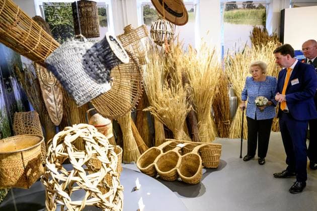 Noordwolde, The Netherlands, 2026-05-20 14:12:04 NOORDWOLDE, 20-05-2026, Princess Beatrix of the Basketry Museum visits the National Basketry Museum in Noordwolde. The museum is celebrating its 25th anniversary with a special Top 25 exhibition featuring remarkable woven works and contemporary applications of basketry. PHOTO: NLBeeld Patrick van Emst Credit: NL Beeld Patrick van Emst  Copyright: xx x