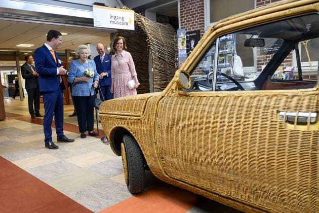Noordwolde, The Netherlands, 2026-05-20 13:04:56 NOORDWOLDE, 20-05-2026, Princess Beatrix of the Basketry Museum visits the National Basketry Museum in Noordwolde. The museum is celebrating its 25th anniversary with a special Top 25 exhibition featuring remarkable woven works and contemporary applications of basketry. PHOTO: NLBeeld Patrick van Emst Credit: NL Beeld Patrick van Emst  Copyright: xx x