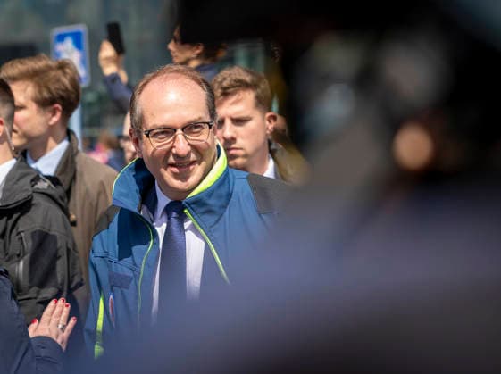 Bundesinnenminister Alexander Dobrindt stellt Pakt fuer den Bevoelkerungsschutz vor und uebergibt 13 Einsatzfahrzeuge fuer den Zivilschutz am Washingtonplatz in Berlin, 20.05.2026. Berlin Deutschland *** Federal Minister of the Interior Alexander Dobrindt presents pact for population protection and hands over 13 emergency vehicles for civil defense at Washingtonplatz in Berlin, 20 05 2026 Berlin Germany Copyright: xYonaxElsnerx