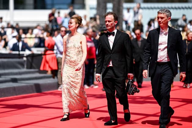 79ème Festival International du Film de Cannes Montée des marches du film Notre Salut 79th International Cannes Film Festival Red Carpet of Notre Salut movie 456506 2026 05 20 Blancke, Sandrine Marre, Emmanuel Arlaud, Swann  Copyright: xEstellexCarlierx xStarfacex STAR_456506_010
