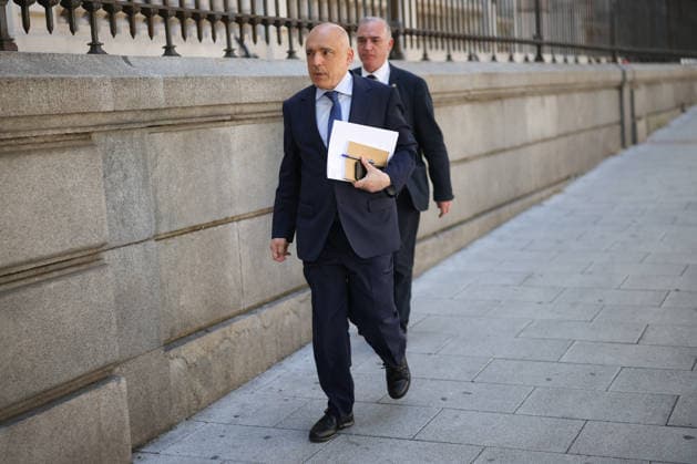 Ángel Víctor Torres and Albert Dalmau chair the bilateral commissions Generalitat State in Madrid The Secretary of State for Relations with the Courts and Constitutional Affairs, Rafael Simancas, during the meetings of the Bilateral Commission Generalitat State and the Joint Commission of Transfers, on May 20, 2026, in Madrid Spain The Minister of Territorial Policy and Democratic Memory, Ángel Víctor Torres, and the Minister of the Presidency of the Generalitat of Catalonia, Albert Dalmau, lead these institutional meetings at the headquarters of the Ministry, Ángel Víctor Torres, and the Minister of the Presidency of the Generalitat de Cataluna, Albert Dalmau, lead these institutional meetings at the Ministrys headquarters The aim of the  Copyright: xAlejandroxMartinezxVÃ lezx 7537596