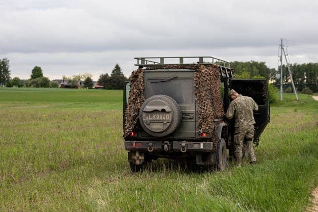 Gudžiu kaime Karo policija ir Lietuvos kariuomene ieöko drono. Gudžiai, 2026 m. Gegužes 20d. *** Military police and Lithuanian army search for a drone in Gudiai village Gudiai, 2026 May 20  Copyright: xx