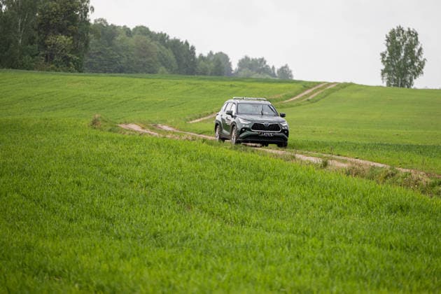 Gudžiu kaime Karo policija ir Lietuvos kariuomene ieöko drono. Gudžiai, 2026 m. Gegužes 20d. *** Military police and Lithuanian army search for a drone in Gudiai village Gudiai, 2026 May 20  Copyright: xx