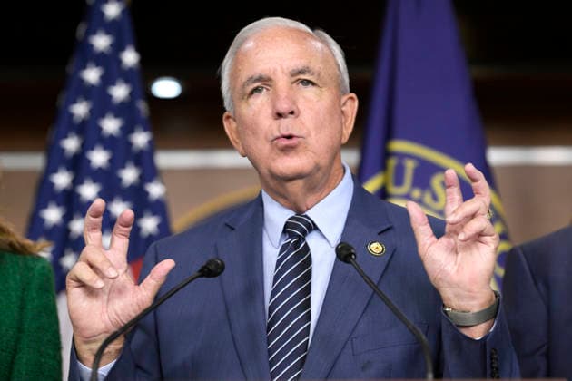 Congressman Carlos Gimenez speaks during a press conference at the U.S. Capitol in Washington, USA, 20 May 2026. Republican lawmakers stated that the indictment U.S. authorities plan to file today against former Cuban President Raúl Castro will be a way to bring justice to all Cubans. Republican lawmakers see justice in a possible indictment of Raul Castro !ACHTUNG: NUR REDAKTIONELLE NUTZUNG!  Copyright: xLeninxNollyx USA1017 20260520-55020347760_1