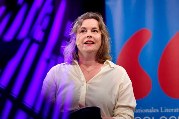 Autorin Katja Berlin in der Veranstaltung Torten der Wahrheit Katja Berlin weiß, wann eine Idee für gut befunden wird! im Rahmen der Lit.Cologne 2026 im WDR-Funkhaus am Wallrafplatz. Köln, 20.05.2026 NRW Deutschland *** Author Katja Berlin at the event Torten der Wahrheit Katja Berlin knows when an idea is considered good as part of Lit Cologne 2026 at the WDR Funkhaus am Wallrafplatz Cologne, 20 05 2026 NRW Germany Copyright: xChristophxHardtx
