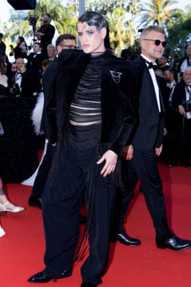 Raphael Say Montée des marches du film La bataille de Gaulle Lâge de fer lors du 79ème Festival International du Film de Cannes, le 20 mai 2026 Olivier Borde Bestimage Red carpet for La bataille de Gaulle Lâge de fer at the 79th Cannes International Film Festival on May 20, 2026 Cannes France  Copyright: xOLIVIERxBORDEx xBESTIMAGExOLIVIERxBORDEx xBESTIMAGEx