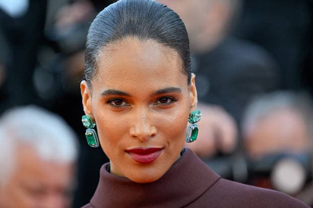 Cannes Screening La Bataille De Gaulle JR Cindy Bruna attending the screening of the movie La Bataille De Gaulle L Age De Fer during the 79th Cannes Film Festival in Cannes, France on May 20, 2026. Photo by Julien Reynaud APS-Medias ABACAPRESS.COM Cannes France  Copyright: xReynaudxJulien APS-Medias ABACAx