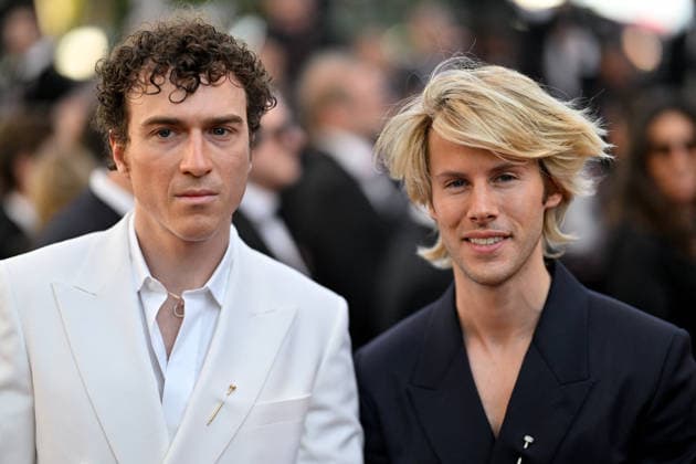Cannes Screening La Bataille De Gaulle JR Dorian Lux and Cesar de Rummel from Offenbach attending the screening of the movie La Bataille De Gaulle L Age De Fer during the 79th Cannes Film Festival in Cannes, France on May 20, 2026. Photo by Julien Reynaud APS-Medias ABACAPRESS.COM Cannes France  Copyright: xReynaudxJulien APS-Medias ABACAx