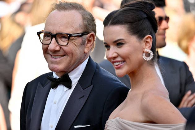 Cannes Screening La Bataille De Gaulle JR Kevin Spacey, Vialina Lemann attending the screening of the movie La Bataille De Gaulle L Age De Fer during the 79th Cannes Film Festival in Cannes, France on May 20, 2026. Photo by Julien Reynaud APS-Medias ABACAPRESS.COM Cannes France  Copyright: xReynaudxJulien APS-Medias ABACAx