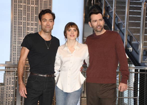 NEW YORK, NY - MAY 20: Alex Hassell, Bella Maclean, David Tennant at the Empire State Building to celebrate the season 2 premiere of Hulu™s Rivals on May 20, 2026. Copyright: xx