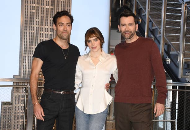NEW YORK, NY - MAY 20: Alex Hassell, Bella Maclean, David Tennant at the Empire State Building to celebrate the season 2 premiere of Hulu™s Rivals on May 20, 2026. Copyright: xx