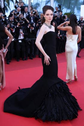 Cannes - La Bataille De Gaulle: L Age De Fer De Gaulle: Tilting Iron Red Carpet JD Coco Rocha at the La Bataille De Gaulle: L Age De Fer (De Gaulle: Tilting Iron) screening on the red carpet during the 79th annual Cannes Film Festival at Palais des Festivals on May 20, 2026 in Cannes, France. Photo by Jerome Domine ABACAPRESS.COM Cannes France  Copyright: xDominexJerome ABACAx