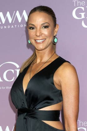 USA - 51st Gracie Awards - Beverly Hills LOS ANGELES - MAY 19: Eva LaRue at the 51st Gracie Awards at the Beverly Wilshire Hotel on May 19, 2026 in Beverly Hills, CA Beverly Hills CA USA  Copyright: xKathyxHutchinsx xHutchinsxPhotox