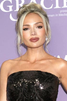 USA - 51st Gracie Awards - Beverly Hills LOS ANGELES - MAY 19: Natalie Alyn Lind at the 51st Gracie Awards at the Beverly Wilshire Hotel on May 19, 2026 in Beverly Hills, CA Beverly Hills CA USA  Copyright: xKathyxHutchinsx xHutchinsxPhotox