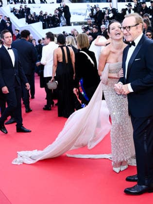 IPA84909160 - Cannes, 79th Cannes Film Festival 2025 - evening 9. red carpet LA BATAILLE DE GAULLE : L Ã‚GE DE FER. Pictured: Via Lemann, Kevin Spacey  Copyright: xTerenghi Ipa-Agency.netx xPoolxPhotoxEventsx07x 84909160