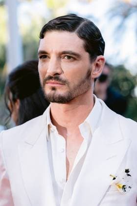 79ème Festival International du Film de Cannes Montée des marches du film La bataille De Gaulle lâge de fer 79th International Cannes Film Festival Red Carpet 456516 2026 05 20 Schneider, Niels  Copyright: xTerencexBaelenx STAR_456516_163