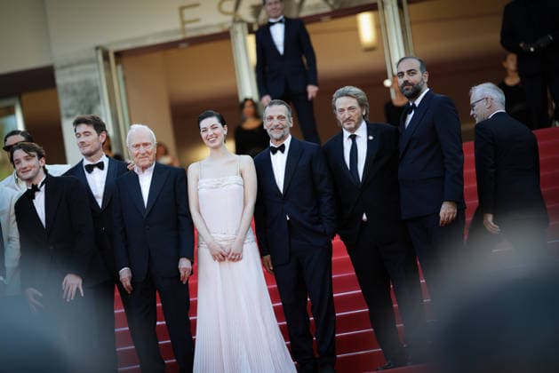 79ème Festival International du Film de Cannes Montée des marches du film La bataille De Gaulle lâge de fer 79th International Cannes Film Festival Red Carpet 456523 2026 05 20 Kassovitz, Mathieu Magimel, Benoît Vartolomei, Anamaria  Copyright: xLionelxGuericolas MPPx STAR_456523_015
