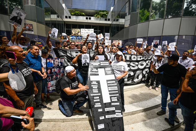 Protest for the release of political prisoners in Caracas CARACAS, VENEZUELA – MAY 20: Mothers, family members, students, and union workers march toward the headquarters of the Ministry of Popular Power for the Penitentiary Service during a protest demanding the release of political prisoners and denouncing deaths in state custody, in Caracas, Venezuela, May 20, 2026. Maxwell Briceno Anadolu Caracas Venezuela. Editorial use only. Please get in touch for any other usage.  Copyright: x2026xAnadoluxMaxwellxBricenox
