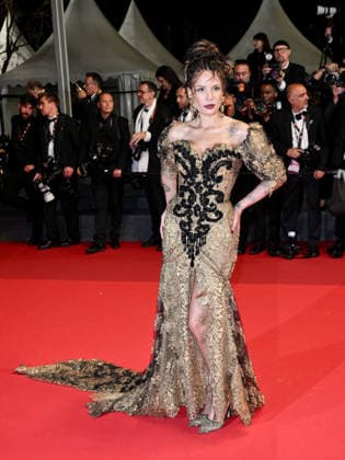 IPA84912828 - Cannes, 79th Cannes Film Festival 2025 - evening 9. red carpet The Man I Love . Pictured is Halsey  Copyright: xSimonexComix xPoolxPhotoxEventsx07x 84912828