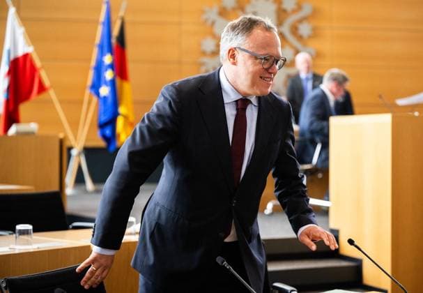 8. THÜRINGER LANDTAG - 43. PLENARSITZUNG ** NUR FÜR REDAKTIONELLE ZWECKE ** EDITORIAL USE ONLY **<p>20 05 2026-Erfurt: Thüringer Landtag 8. Wahlperiode 43. Plenarsitzung im Foto: Ministerpräsident Mario Voigt (CDU) ( Deutschland Thueringen Erfurt Copyright: SaschaxFromm *** 8 THURINGIAN STATE PARLIAMENT 43 PLENARY SESSION FOR EDITORIAL PURPOSES ONLY EDITORIAL USE ONLY p 20 05 2026 Erfurt Thuringian State Parliament 8 Election Period 43 Plenary Session photo Prime Minister Mario Voigt CDU Germany Thuringia Erfurt Copyright SaschaxFromm Copyright: SaschaxFromm doc85xlobsijadzghj8hys ,EDITORIAL USE ONLY