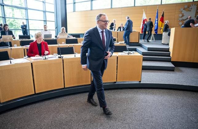 8. THÜRINGER LANDTAG - 43. PLENARSITZUNG ** NUR FÜR REDAKTIONELLE ZWECKE ** EDITORIAL USE ONLY **<p>20 05 2026-Erfurt: Thüringer Landtag 8. Wahlperiode 43. Plenarsitzung im Foto: Ministerpräsident Mario Voigt (CDU) ( Deutschland Thueringen Erfurt Copyright: SaschaxFromm *** 8 THURINGIAN STATE PARLIAMENT 43 PLENARY SESSION FOR EDITORIAL PURPOSES ONLY EDITORIAL USE ONLY p 20 05 2026 Erfurt Thuringian State Parliament 8 Election Period 43 Plenary Session photo Prime Minister Mario Voigt CDU Germany Thuringia Erfurt Copyright SaschaxFromm Copyright: SaschaxFromm doc85xlp4pr5tvnurgkb19 ,EDITORIAL USE ONLY