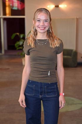 Katharina Hirschberg bei der Kinopremiere der RTL TV-Serie DER LEHRER im Filmtheater Colosseum in Berlin am 20.05.2026 *** Katharina Hirschberg at the cinema premiere of the RTL TV series DER LEHRER at the Colosseum movie theater in Berlin on 20 05 2026