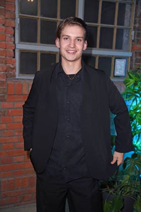 Luke Matt Röntgen bei der Kinopremiere der RTL TV-Serie DER LEHRER im Filmtheater Colosseum in Berlin am 20.05.2026 *** Luke Matt Röntgen at the cinema premiere of the RTL TV series DER LEHRER at the Colosseum movie theater in Berlin on 20 05 2026